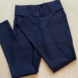 Dress pants size S